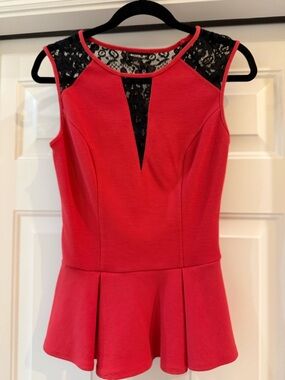 Allen B. By Allen Schwartz Coral Top with Black Lace Inset